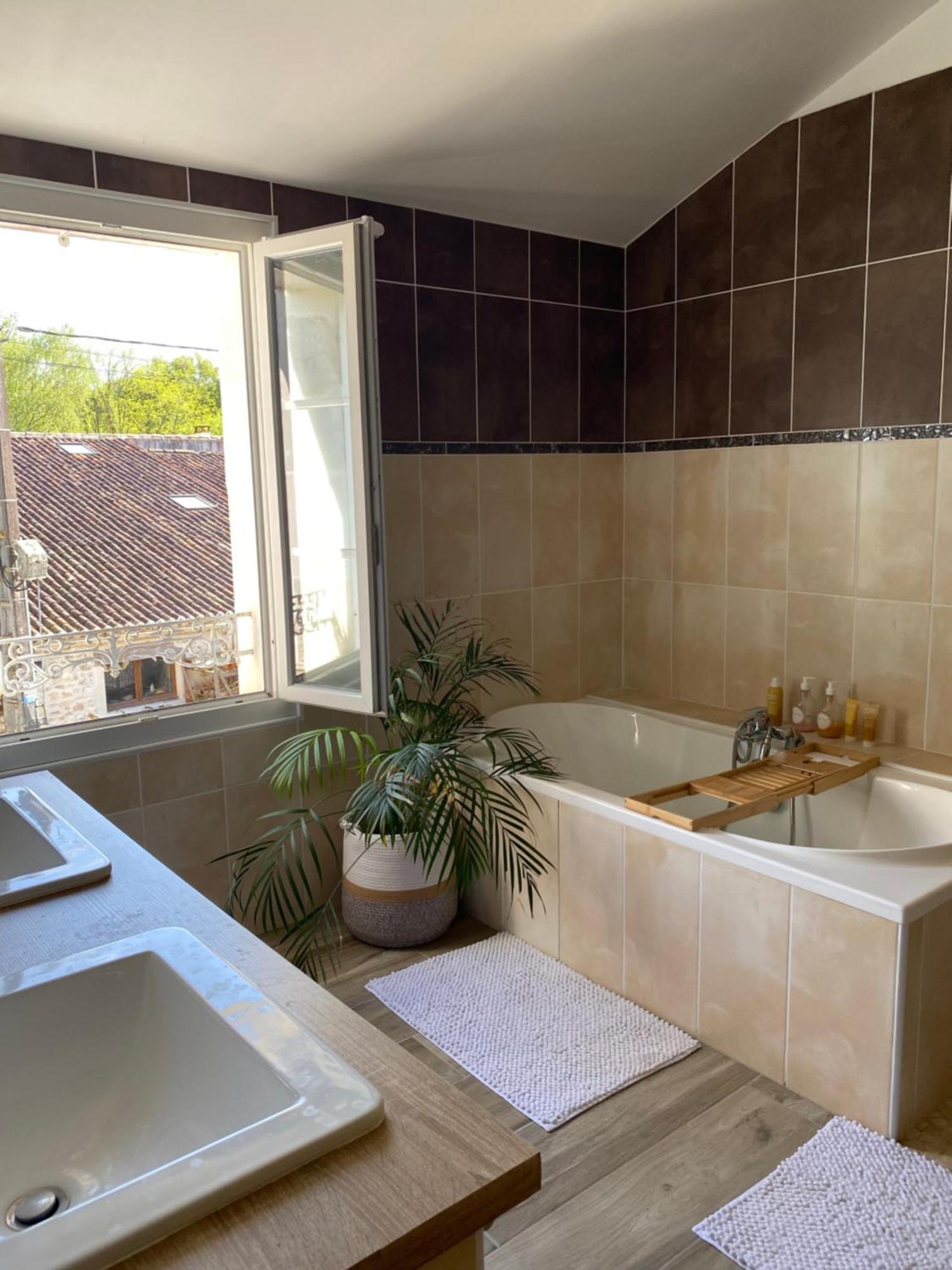 Les 5 Timbres Villa Montpellier-de-Médillan Екстериор снимка