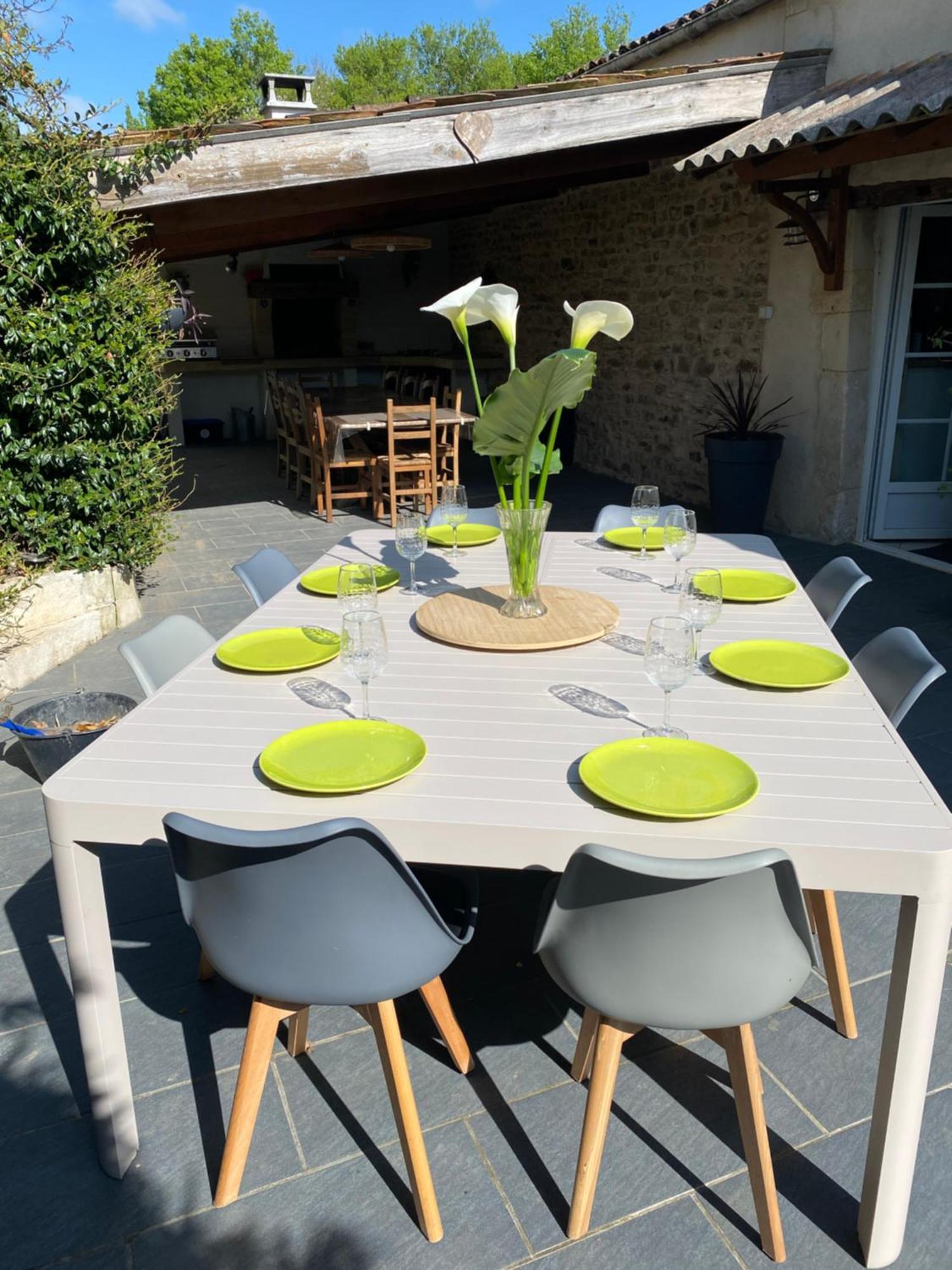 Les 5 Timbres Villa Montpellier-de-Médillan Екстериор снимка