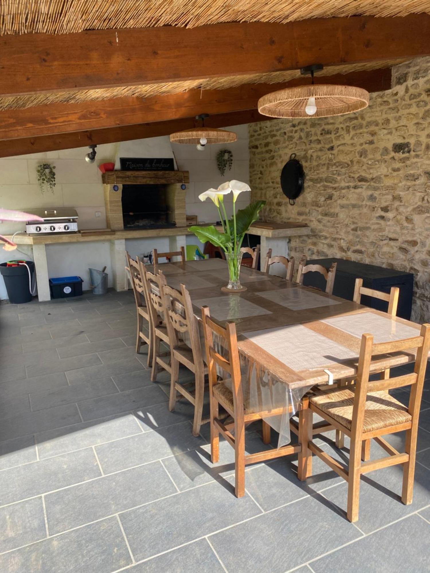 Les 5 Timbres Villa Montpellier-de-Médillan Екстериор снимка
