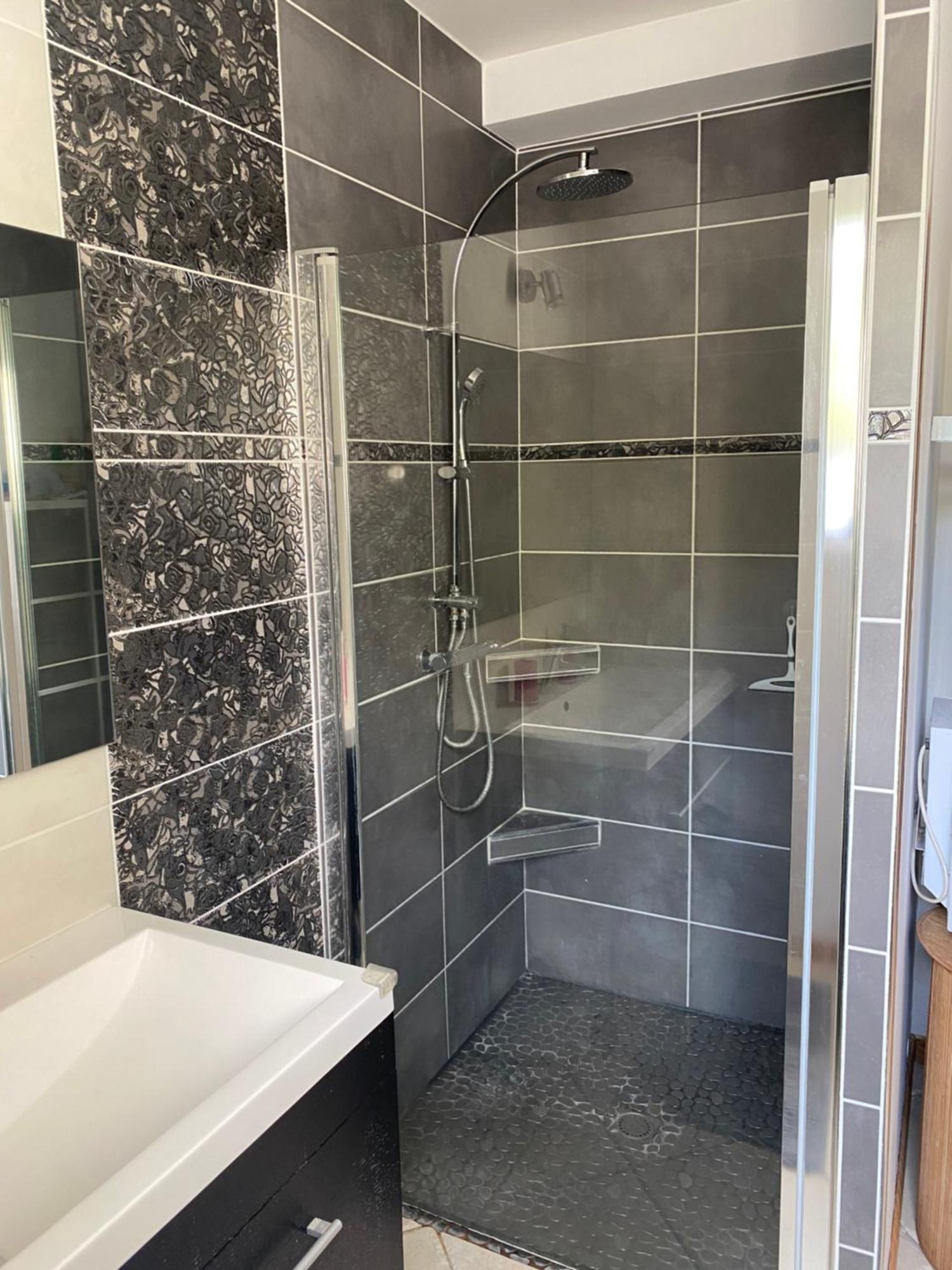 Les 5 Timbres Villa Montpellier-de-Médillan Екстериор снимка